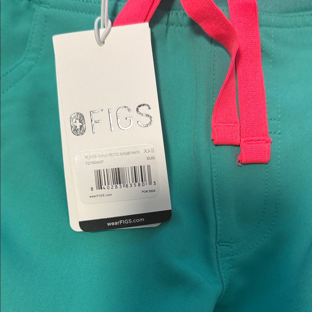FIGS NWT cargo scrub pants - Picture 4 of 5